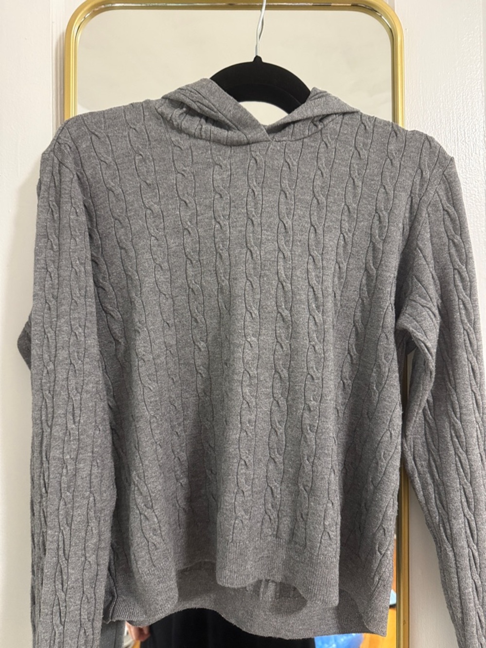 Uniqlo grey gray cable knit sweater top hoodie